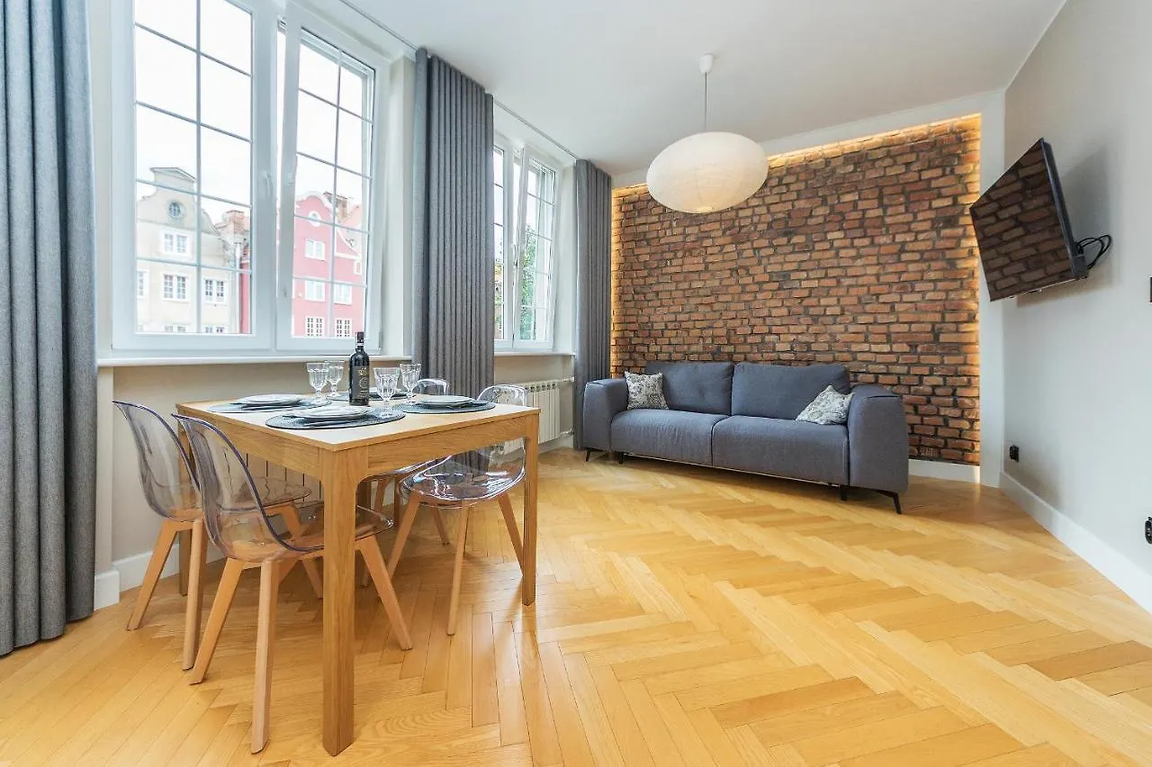 Hello Apartments Old Town Swietego Ducha contacts